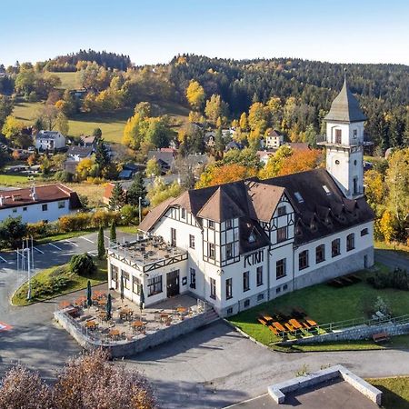 Hotel Petrin Jablonec nad Nisou Exterior foto