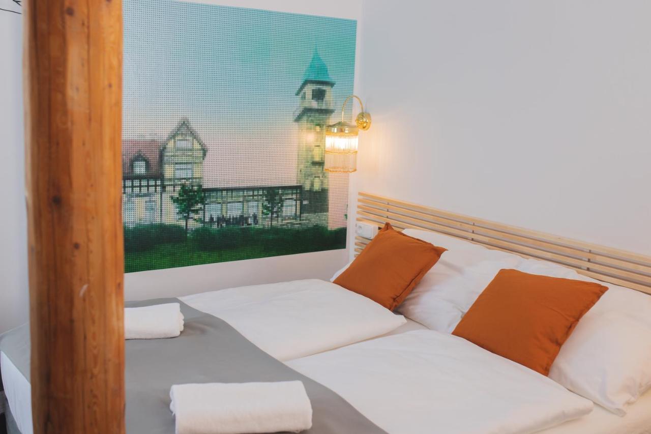 Hotel Petrin Jablonec nad Nisou Exterior foto
